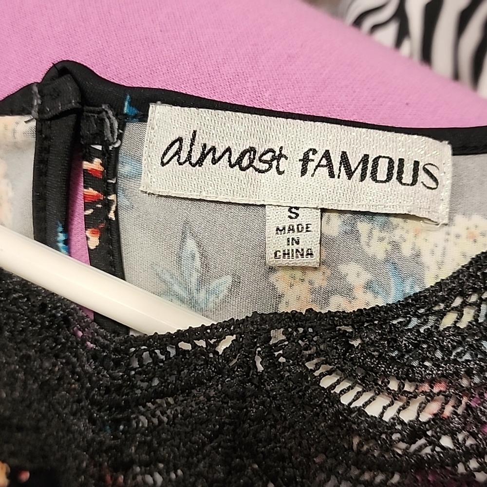 Dress - Picture 6 of 6